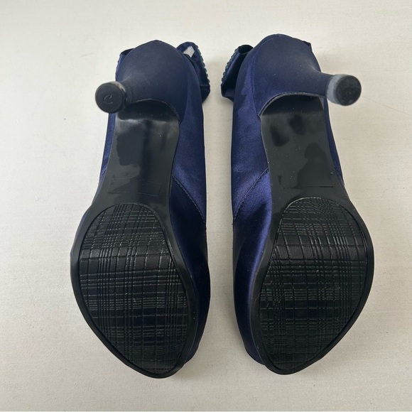 Expression Navy Blue Satin Peep-Toe Platform Heels with Rhinestone Bows Size 7 - Picture 14 of 15